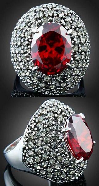 RED N SMOKEY SWAROVSKI CRYSTAL CLUSTER RING-sz9